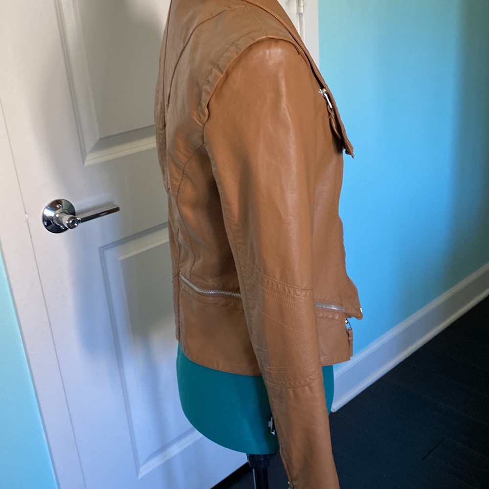 BLANK NYC VEGAN LEATHER MOTO JACKET - Picture 6 of 12